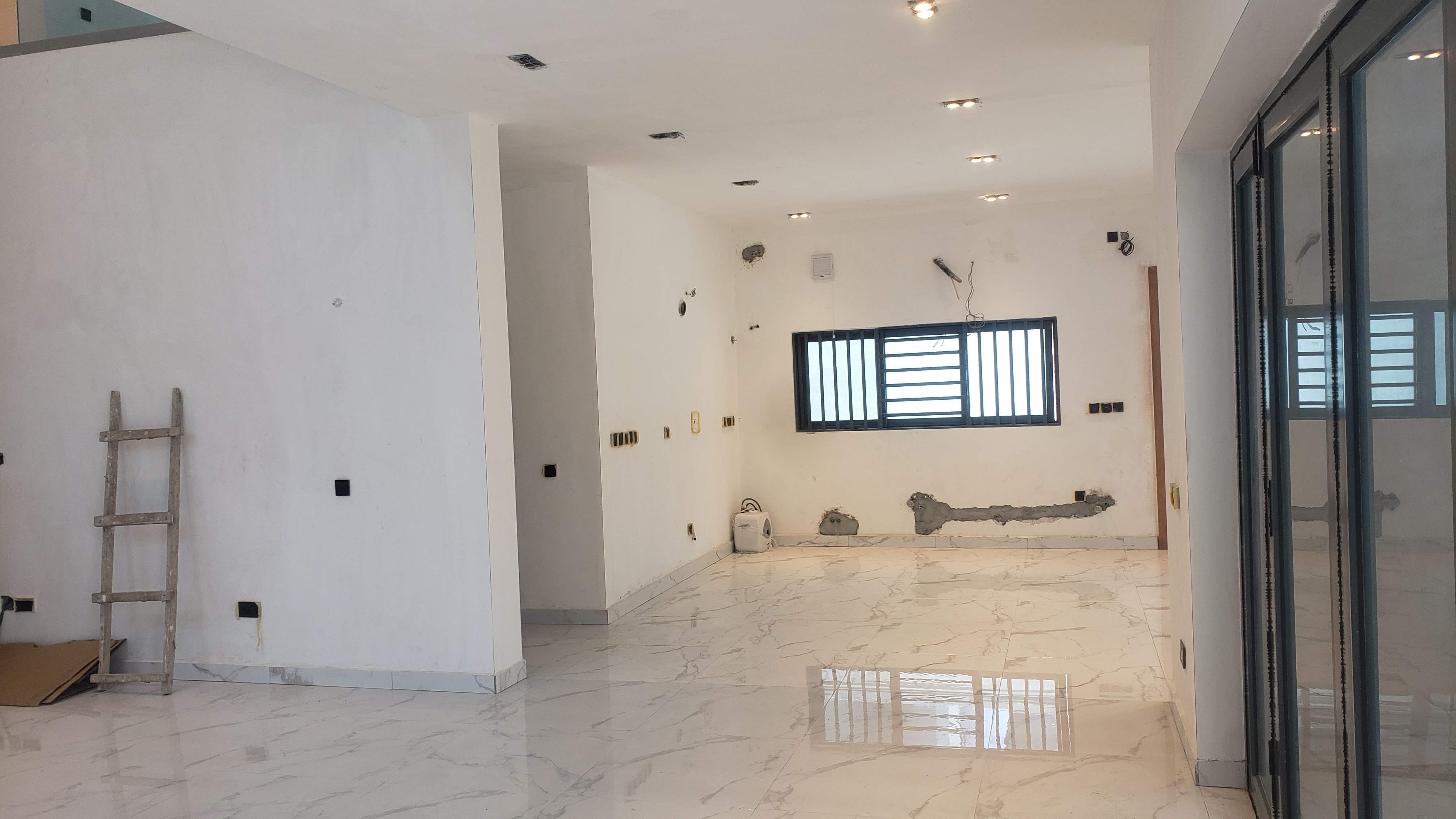 Uno Gallery Image 7