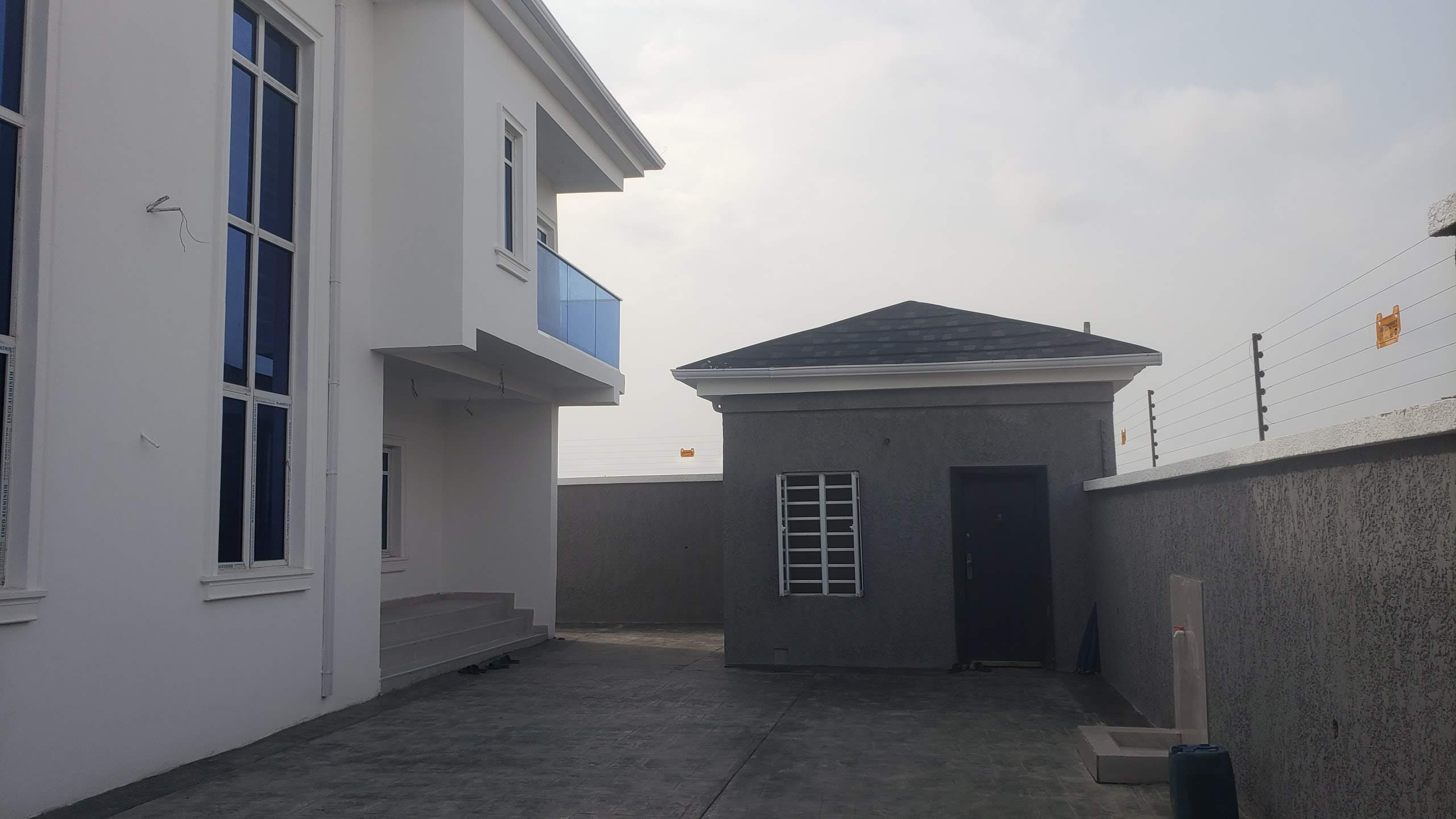 Uno Gallery Image 8